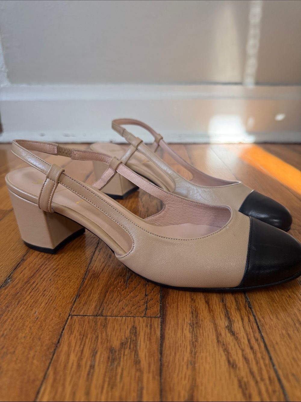 FS/NY Beige and Black Two-Tone Slingback Block Heel Women’s Pumps 7.5